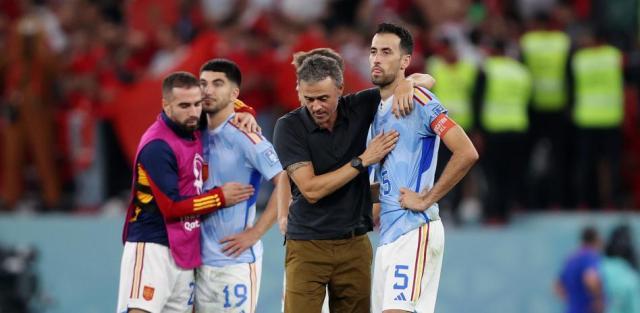 足球直播-梁宏业：布斯克茨退役国家队，一个时代的终结？