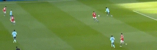 体育直播-【英超】弗雷德救主 VAR吹掉莱斯特进球 曼联1比1平